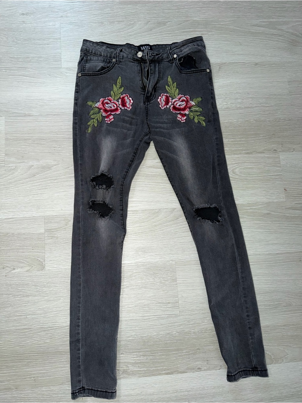 Boohoo Mens Black Skinny Jeans with Red Rose Embroidery